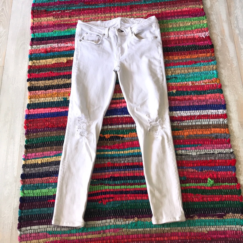 Rag & bone white jeans with holes on knees